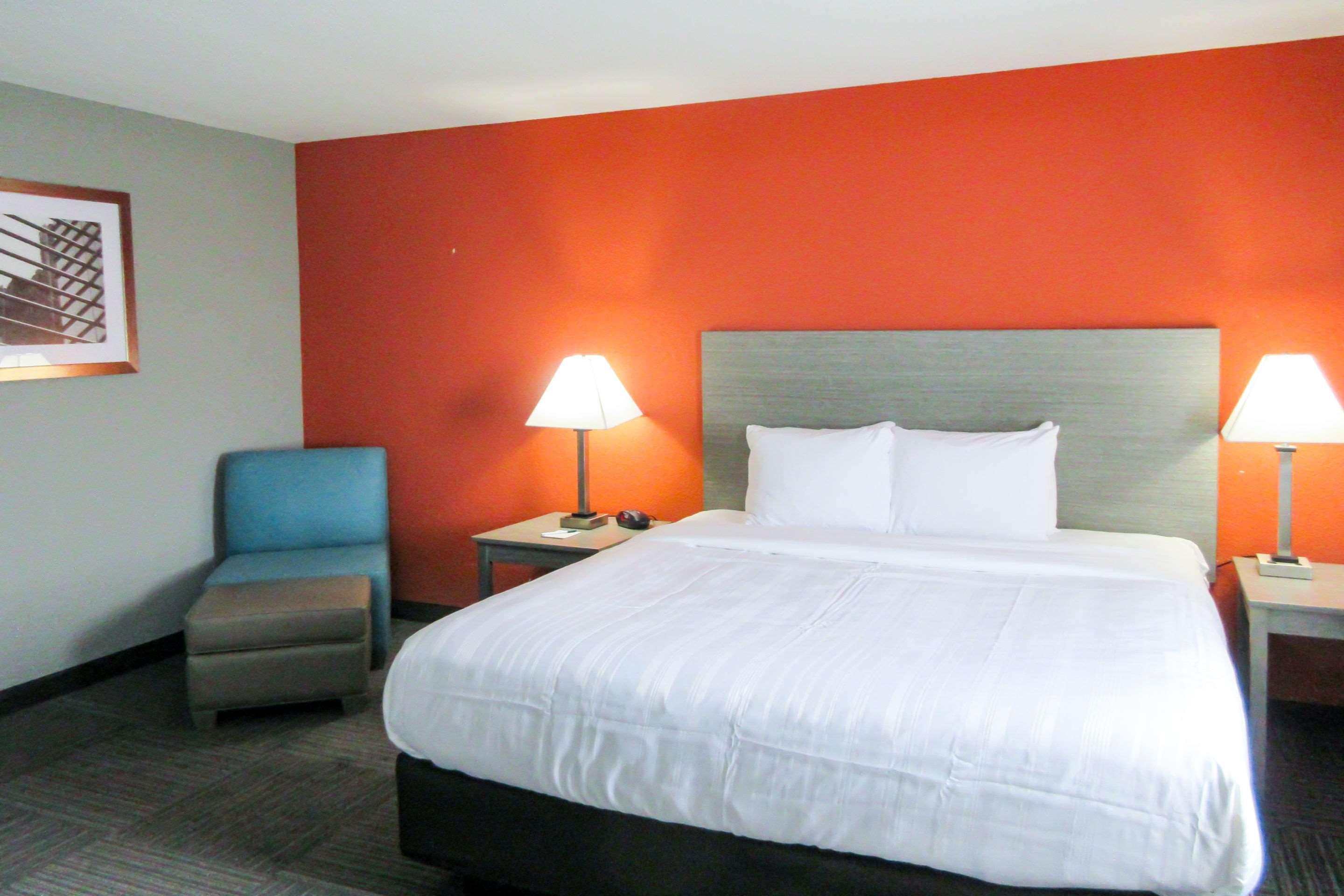 Quality Inn & Suites Hammond Near I-8090 Zewnętrze zdjęcie