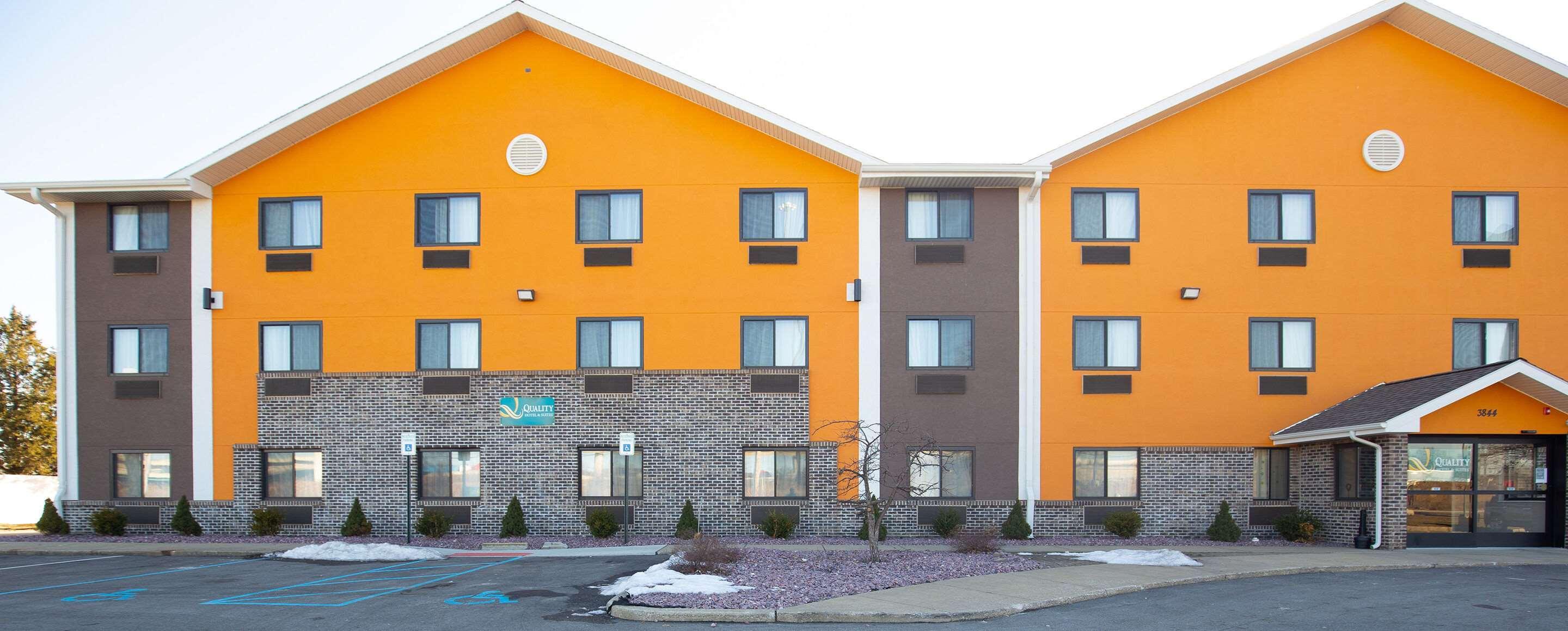 Quality Inn & Suites Hammond Near I-8090 Zewnętrze zdjęcie
