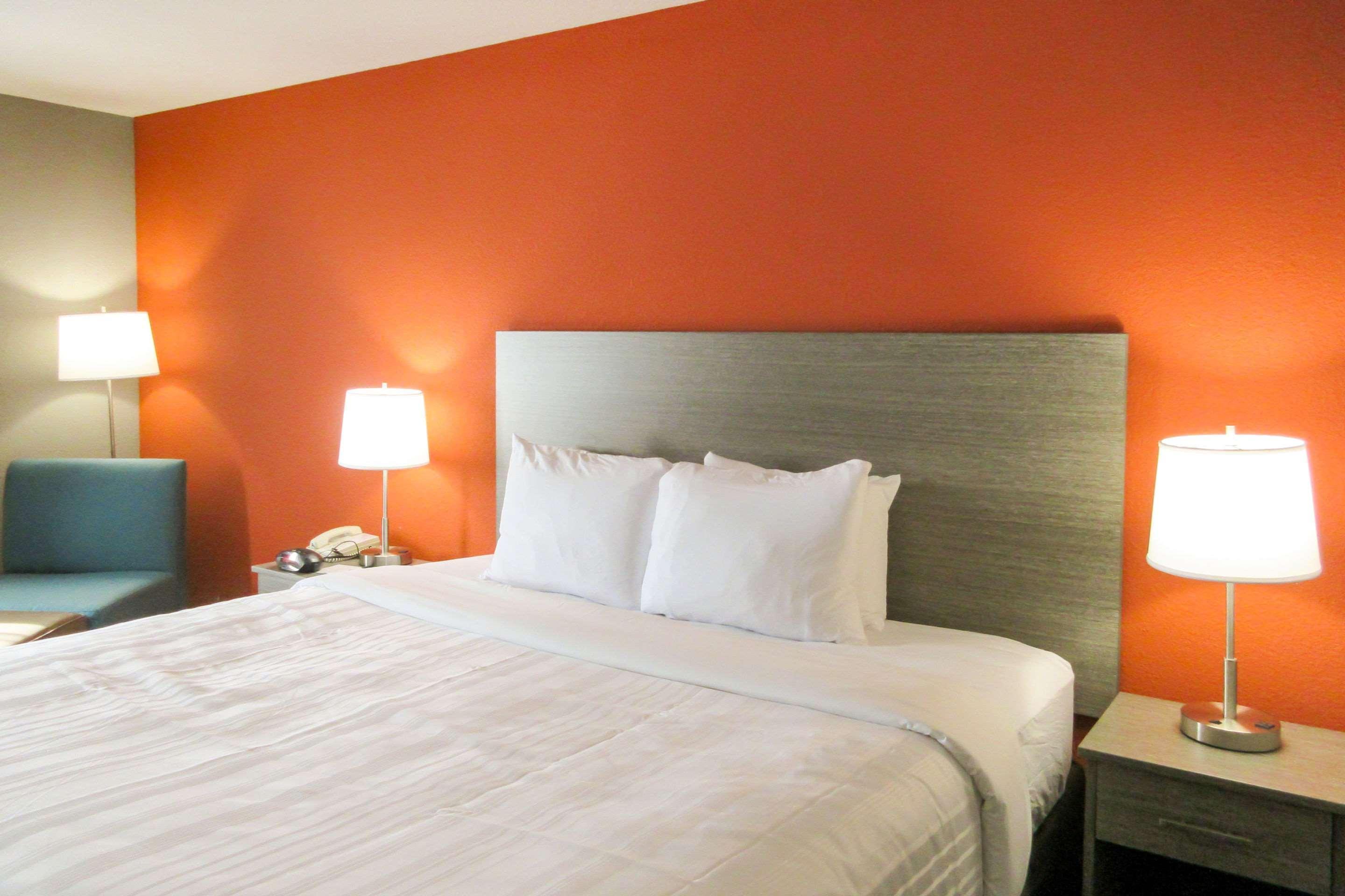 Quality Inn & Suites Hammond Near I-8090 Zewnętrze zdjęcie
