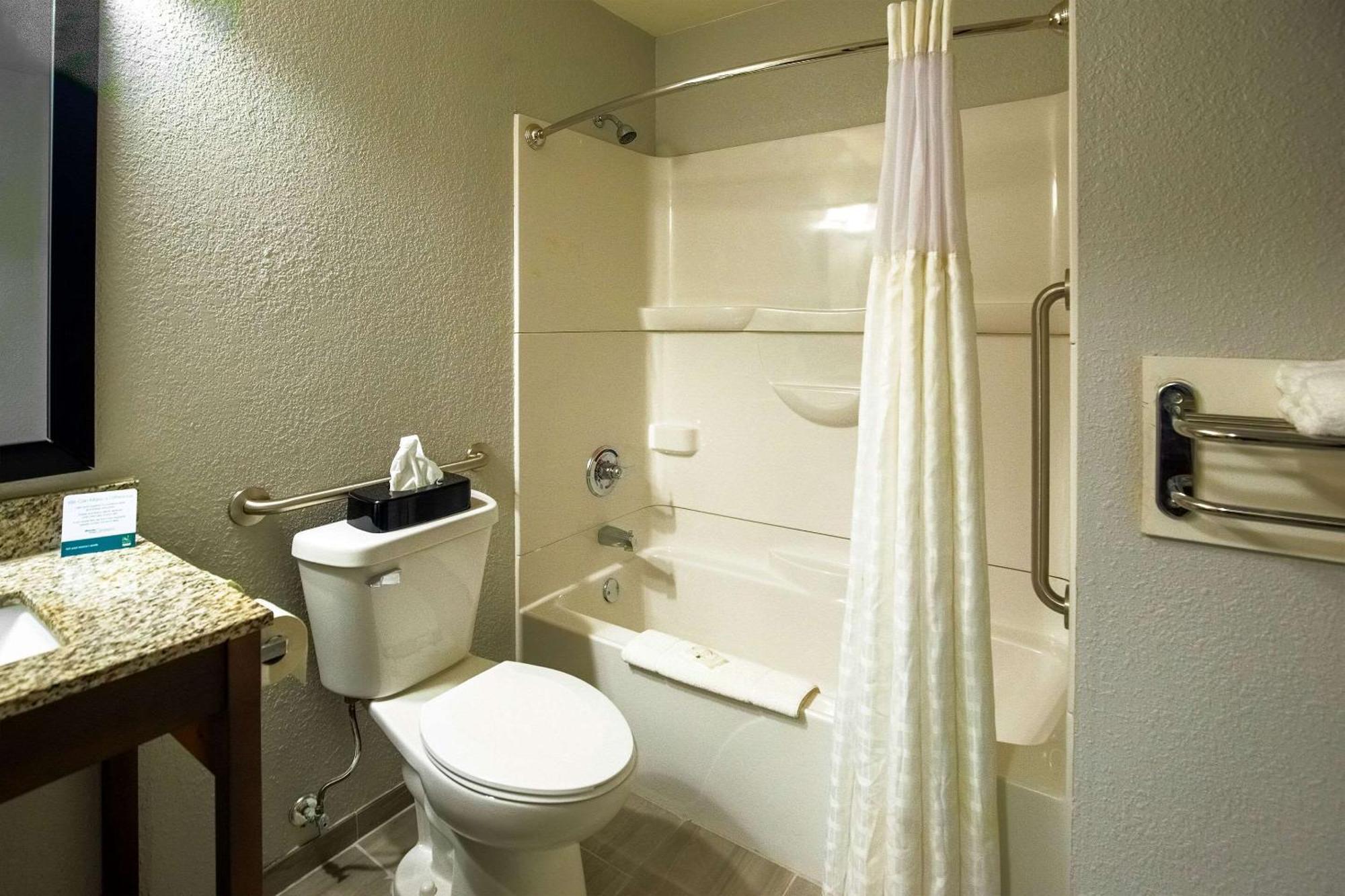 Quality Inn & Suites Hammond Near I-8090 Zewnętrze zdjęcie
