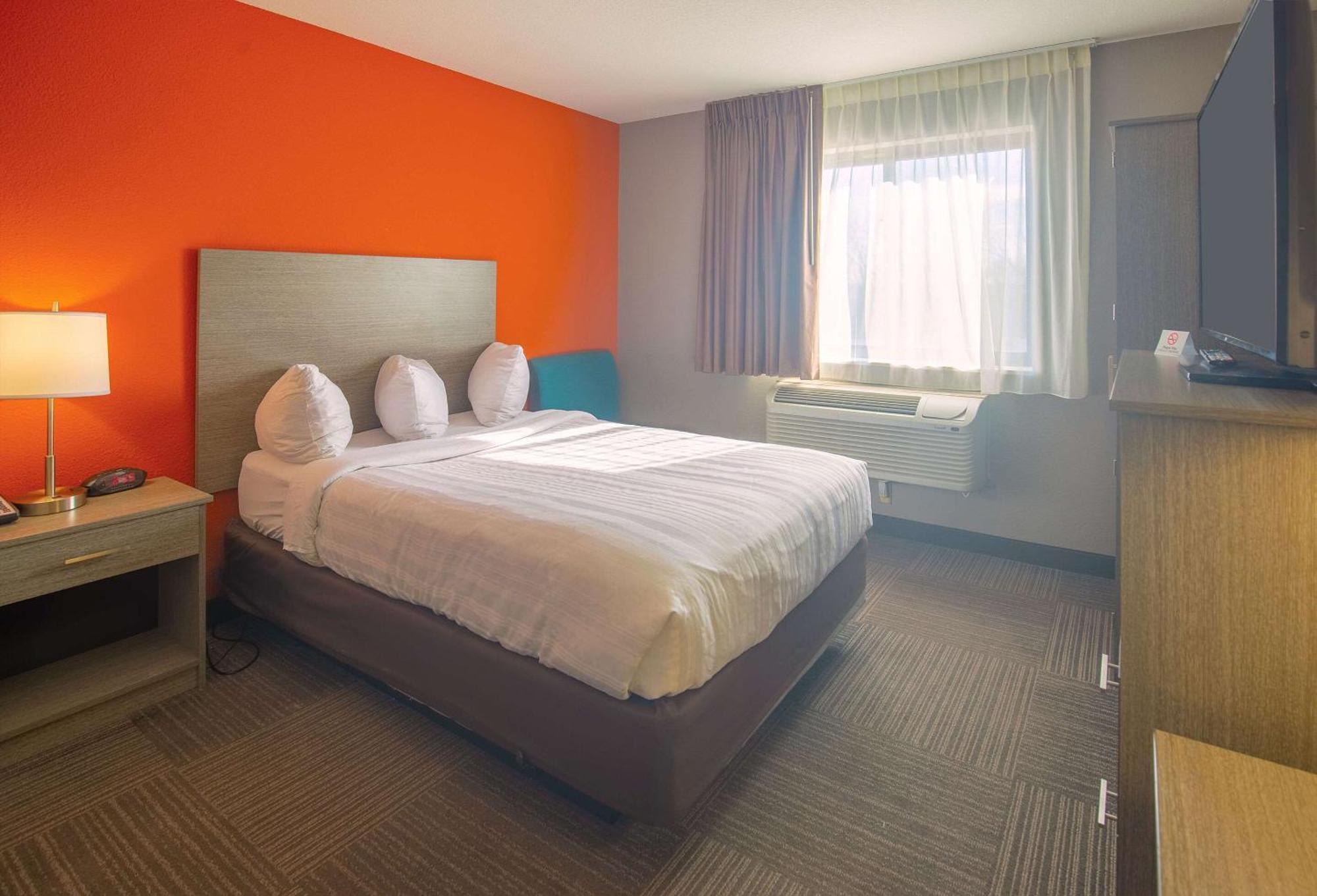 Quality Inn & Suites Hammond Near I-8090 Zewnętrze zdjęcie